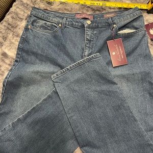 Gloria Vanderbilt Amanda Jeans